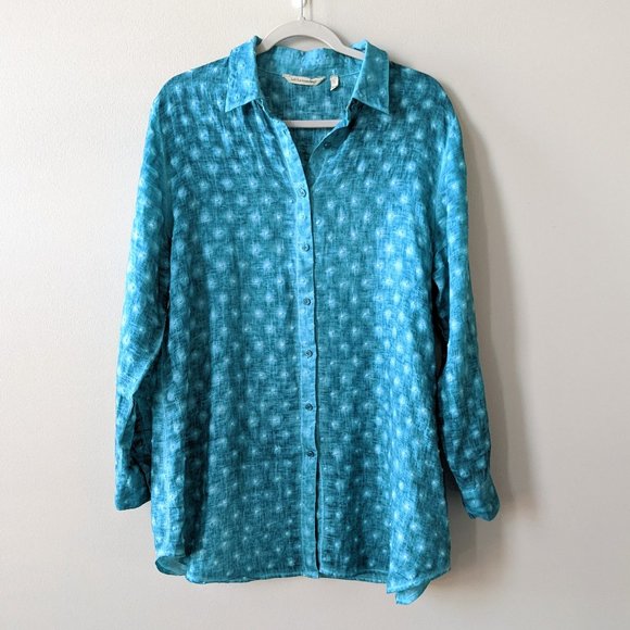 Soft Surroundings Tops - Soft Surroundings Textured Dot Button Down Tunic